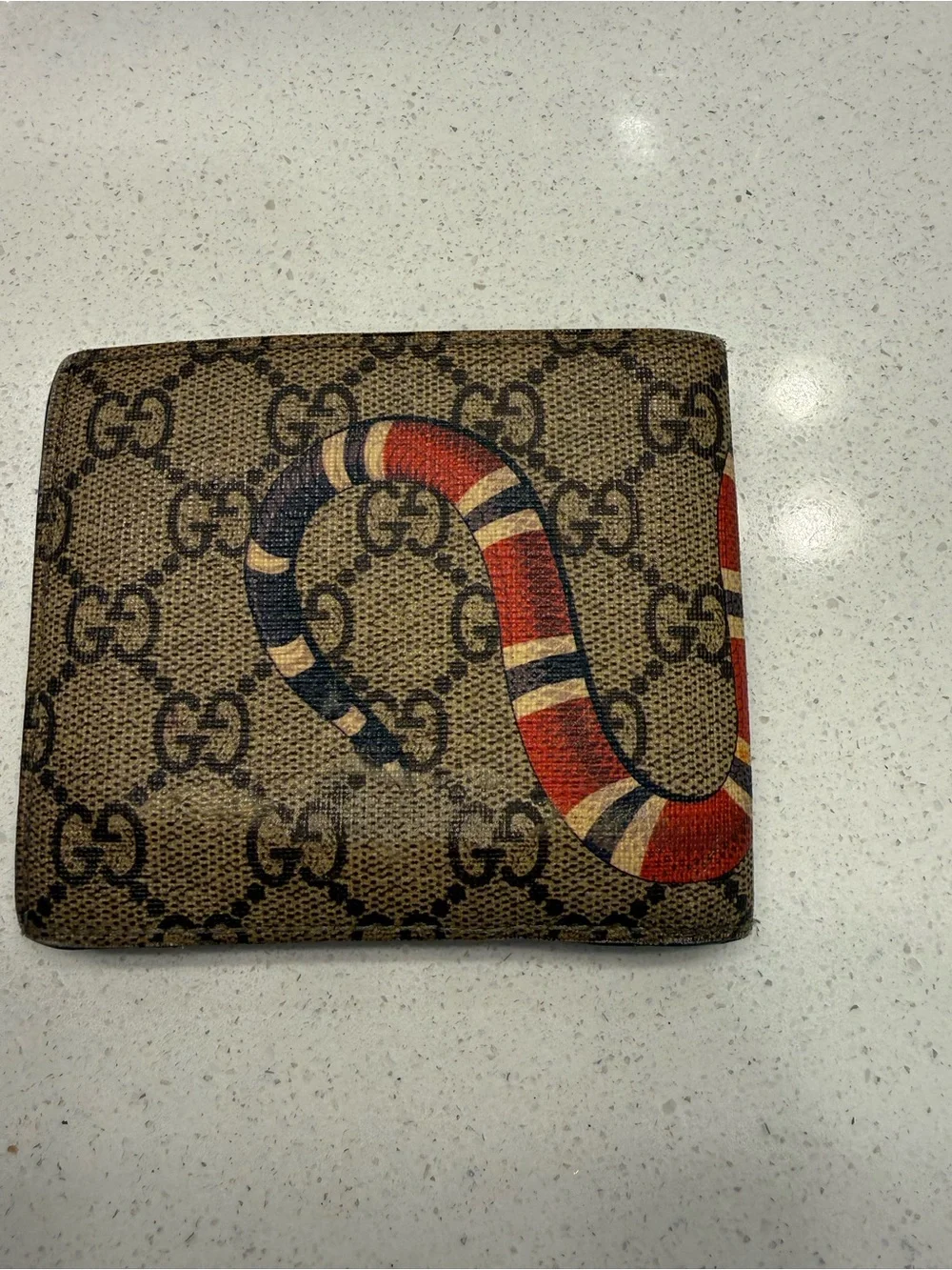Authentic Gucci Kingsnake GG Supreme Men’s Bifold Wallet with Certificate